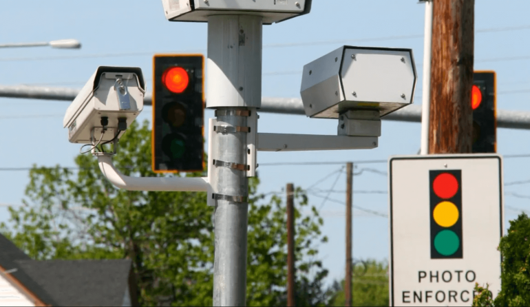 red-light-camera-controversy:-impact-on-black-drivers-and-racial-profiling-in-south-la.