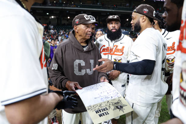 reggie-jackson-exposes-racism-in-sports-during-rickwood-field-return.