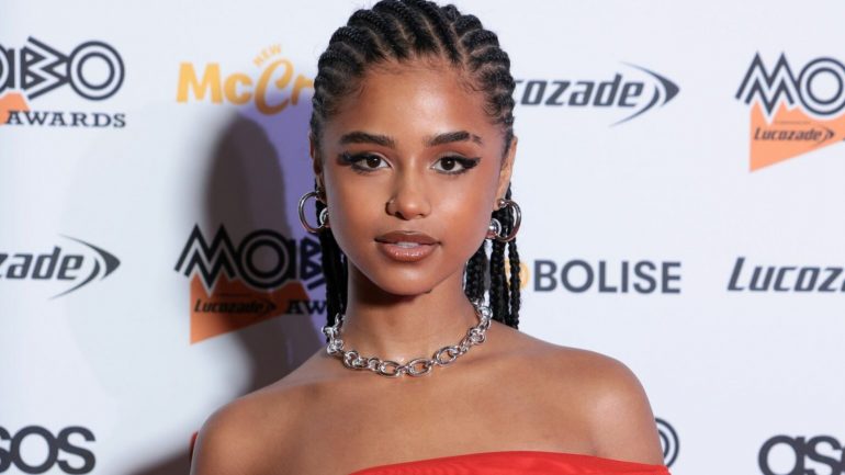 tyla-explains-“black-vs-coloured”-controversy-after-awkward-‘breakfast-club’-interview.