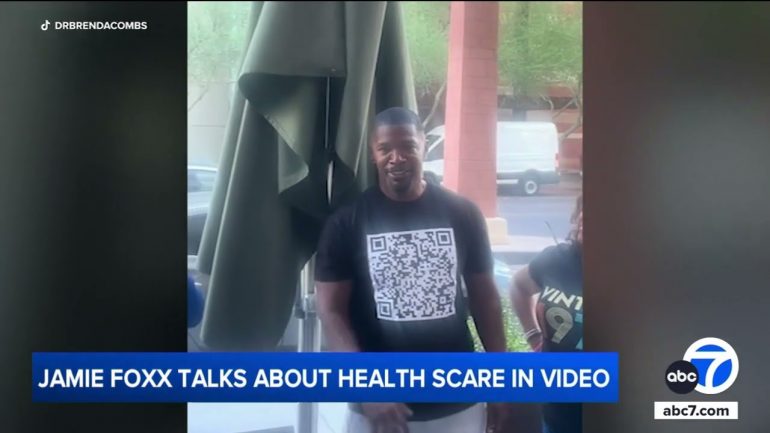 jamie-foxx-details-health-scare:-“i-had-a-headache-and-woke-up-20-days-later”.