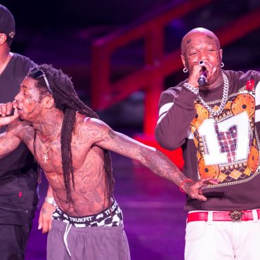 lil-wayne,-baby,-cash-money-reunion-at-essence-fest:-a-disaster-unveiled.