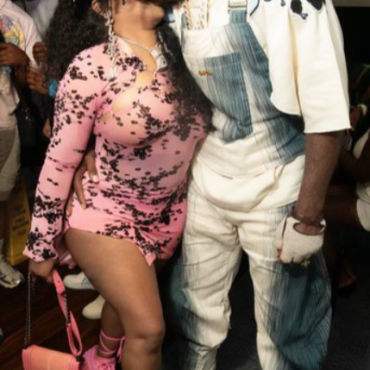 lil-kim-and-antonio-brown:-a-night-of-passion-or-a-publicity-stunt?