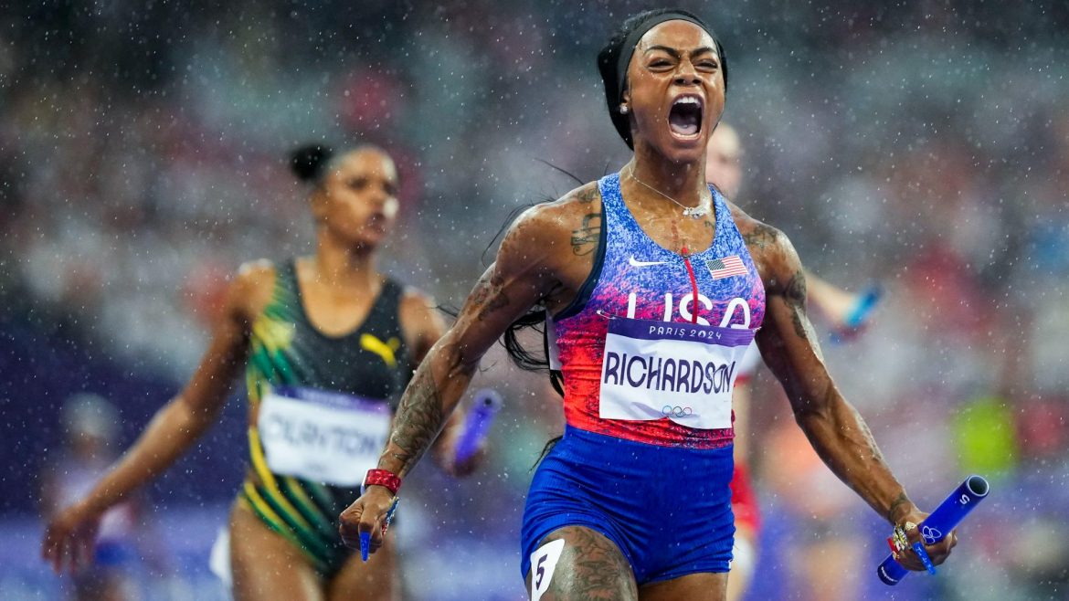 sha’carri-richardson-leads-us-to-olympic-gold-in-4×100-relay:-a-journey-of-growth-and-triumph.