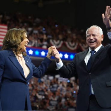kamala-harris-presidency:-tim-walz-and-the-rise-of-positive-masculinity-in-america.