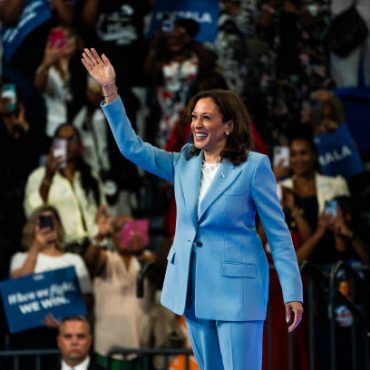 are-we-finally-ready-to-put-a-ring-on-it?-kamala-harris-and-black-women’s-dilemma-in-america.