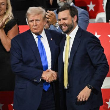 donald-trump-will-destroy-himself.