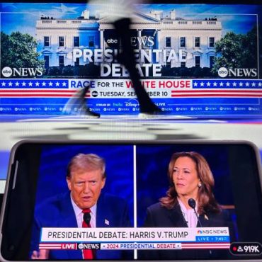 kamala-harris-dominates-donald-trump-in-debate:-the-knockout-that-left-him-dazed.