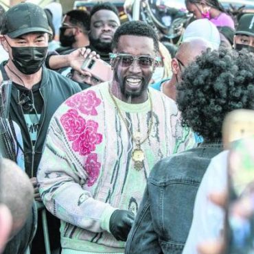 diddy-arrested-in-nyc-after-grand-jury-indictment:-is-this-the-end-of-his-empire?