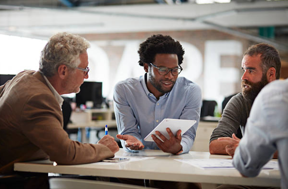 navigating-modern-hiring-practices:-insights-for-recruiters.