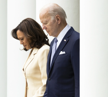 america’s-iq-test:-why-kamala-harris’s-loyalty-to-biden-cost-her-the-election.