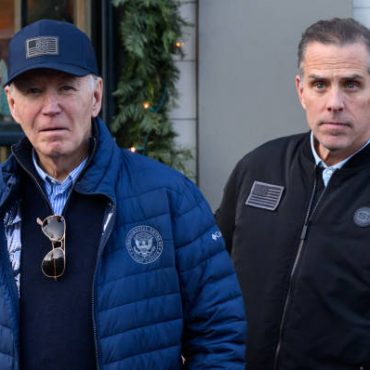 joe-biden’s-pardon-of-hunter:-a-nation-divided-over-love,-justice,-and-power.