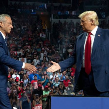 rfk-jr’s-nih-criticism-clashes-with-breakthrough-colorectal-cancer-study-on-seed-oils.