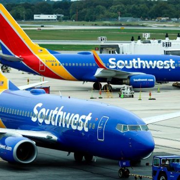 southwest-says-flights-resumed-after-delays-caused-by-‘tech-issues’