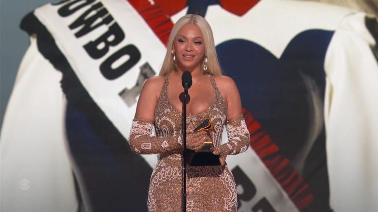 beyonce-makes-history:-‘cowboy-carter’-wins-best-country-album-at-2025-grammys.