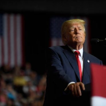 donald-trump’s-2024-victory:-populism,-executive-orders,-and-america’s-political-shift.