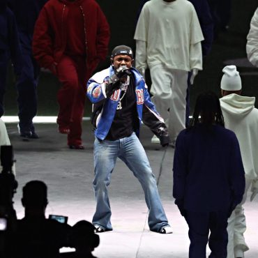 kendrick-lamar’s-super-bowl-halftime-show-breaks-viewing-records-&-shakes-up-hip-hop.