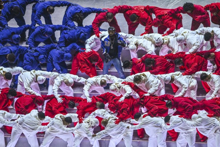 kendrick-lamar’s-super-bowl-halftime-show:-a-bold-cultural-statement-that-shook-america.