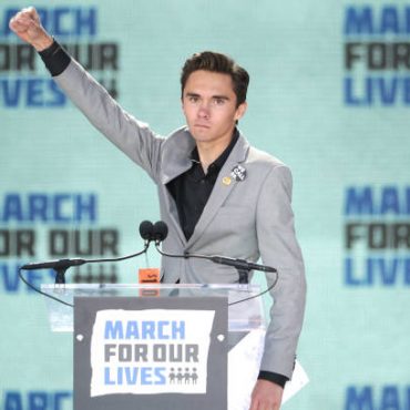 david-hogg-joins-dnc-leadership:-a-rising-progressive-voice-in-politics.