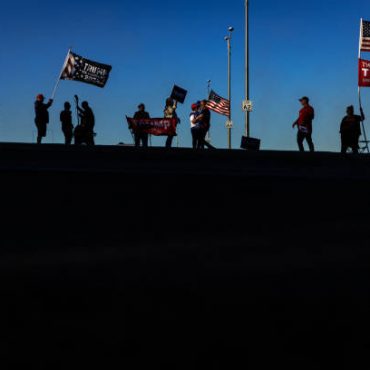 will-donald-trump’s-base-realize-they’ve-been-played?-farmers-&-workers-left-behind.