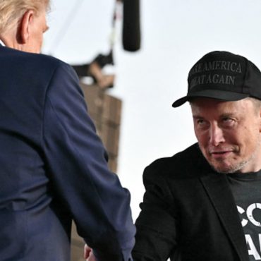 elon-musk-&-donald-trump’s-economic-impact:-stock-plunge,-rising-prices-&-political-blame-game.