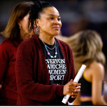 can-anyone-challenge-dawn-staley-among-current-women’s-college-basketball-head-coaches?