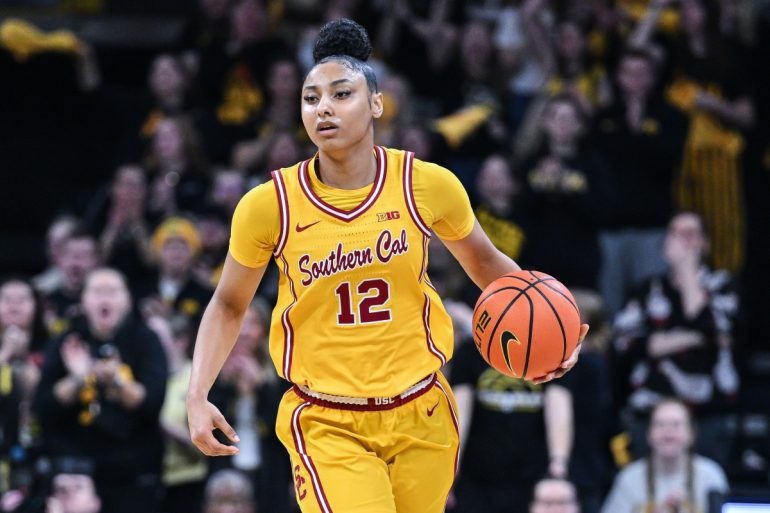 juju-watkins’s-knee-injury-shows-another-reason-why-nil-is-important.