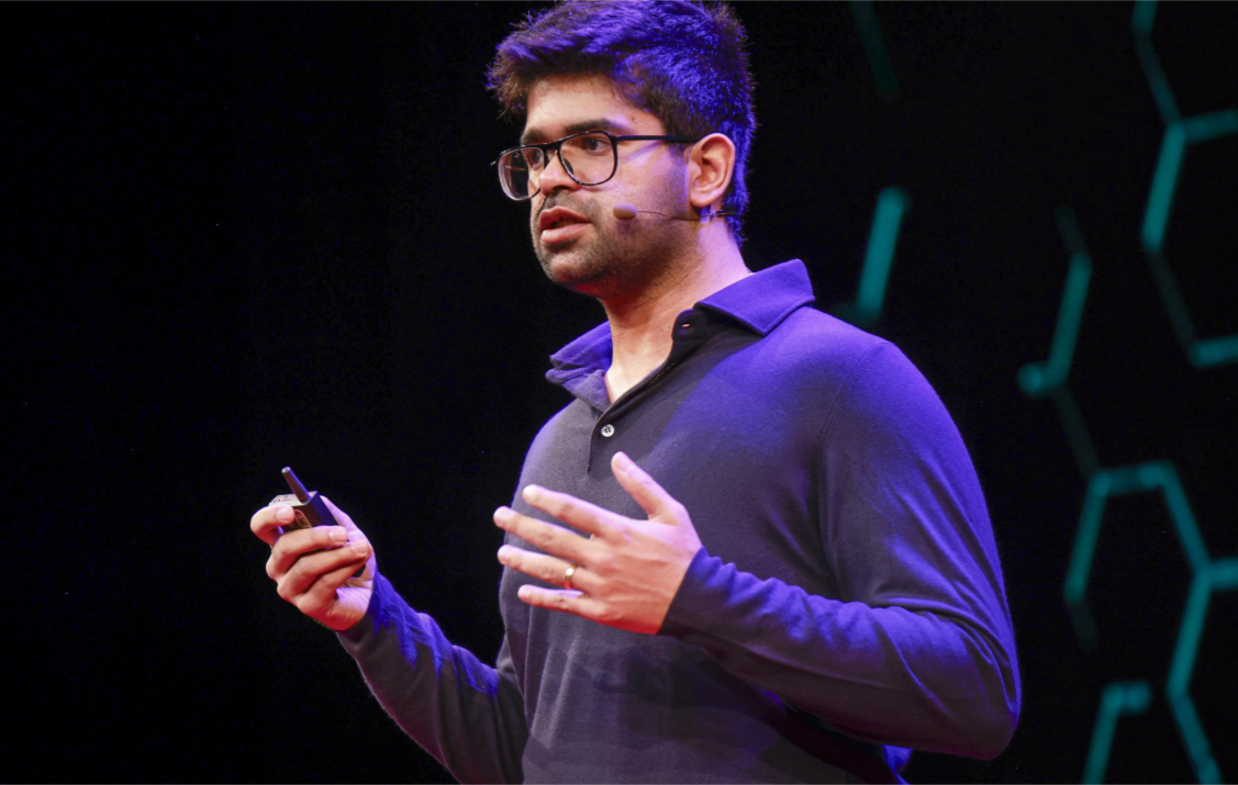 aravind-srinivas-warns-young-workers:-master-ai-or-risk-falling-behind.
