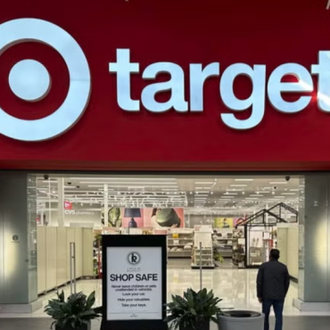 target-cuts-1,800-corporate-jobs-amid-stagnant-sales-and-leadership-change.