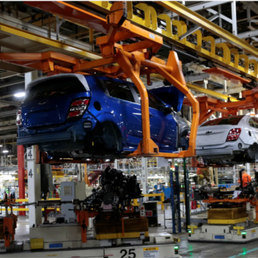 america’s-manufacturing-crisis:-why-gary-and-pittsburgh-can’t-save-the-nation-alone.