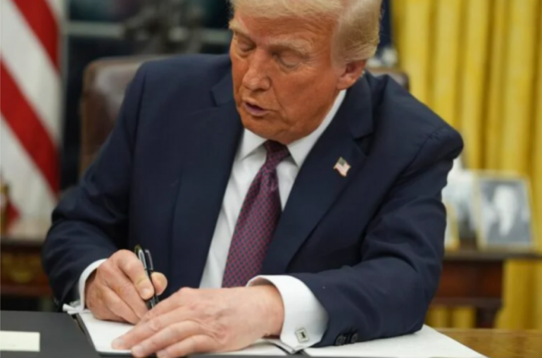 donald-trump’s-approval-ratings-collapse-as-corruption-allegations-mount.