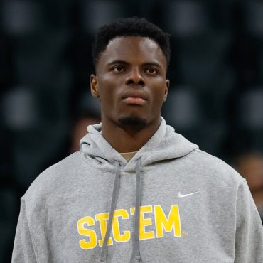 james-nnaji’s-eligibility-should-be-non-issue-for-college-basketball-fans-and-coaches.