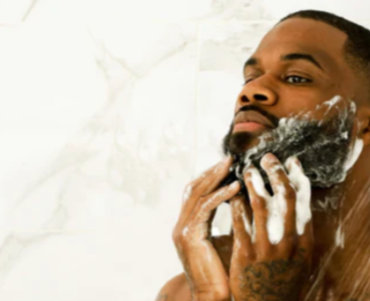 beard-dandruff?-top-causes-and-how-to-get-rid-of-it.