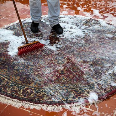 how-to-clean-your-rugs.