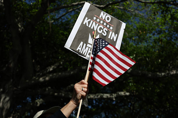 “no-kings”-protests-spread-beyond-big-cities-as-economic-frustration-grows-across-america.