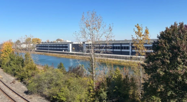 rural-ohio-residents-fight-amazon-data-center-plans-in-growing-national-trend.