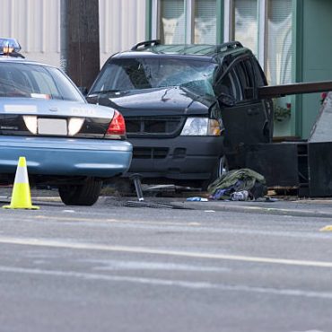 lapd-high-speed-chases-put-lives-at-risk-and-cost-taxpayers-millions.