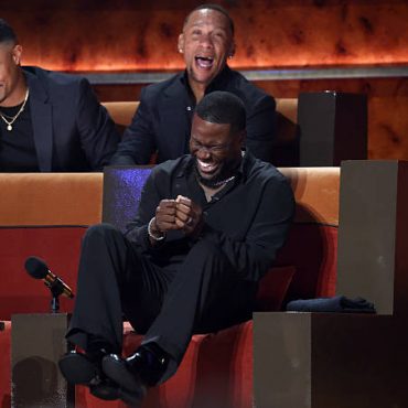 kevin-hart-roast-raises-questions-about-comedy-boundaries.