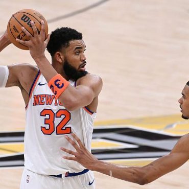 spurs-beat-knicks-in-game-3-as-nba-finals-series-gets-real.