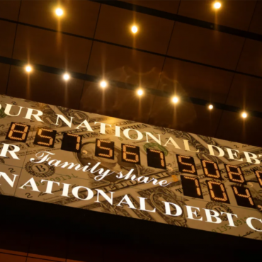 national-debt-threatens-american-jobs-more-than-ai.