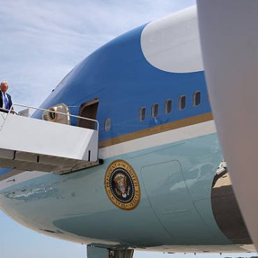 donald-trump’s-air-force-one-escape-raises-questions-about-risk.