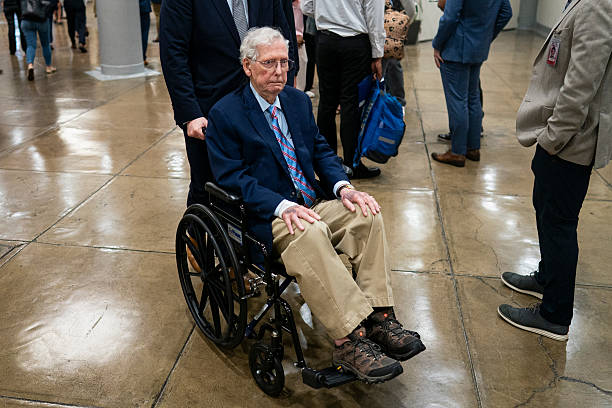 aging-politicians,-mitch-mcconnell-and-the-lesson-of-knowing-when-to-step-aside.