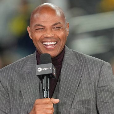 black-men-can-learn-from-charles-barkley-refusing-to-lose-his-own-voice.