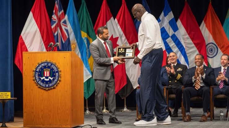 shaquille-o’neal,-the-fbi,-and-his-growing-distance-from-black-men.