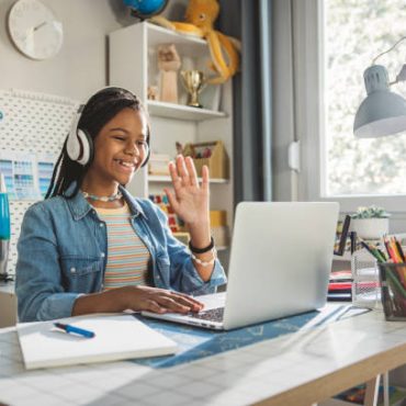 signs-online-elementary-school-may-be-a-better-fit-for-your-family.