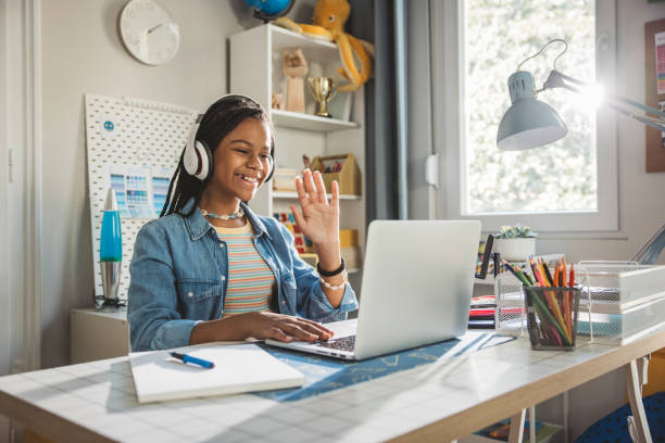 signs-online-elementary-school-may-be-a-better-fit-for-your-family.